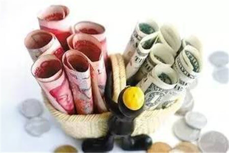  炒黄金产业中的真实事件