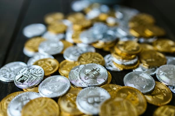 政治对于现货黄金的影响